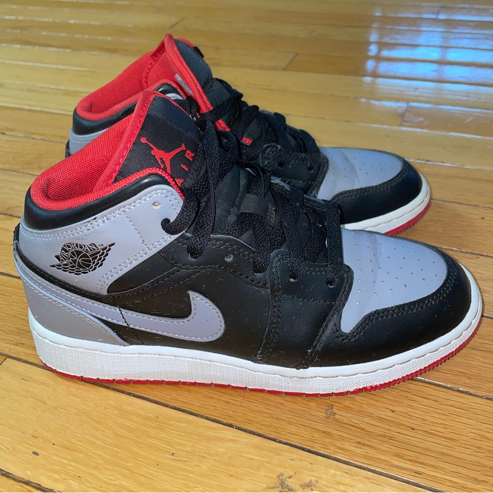 AIR JORDAN 1 SZ 4